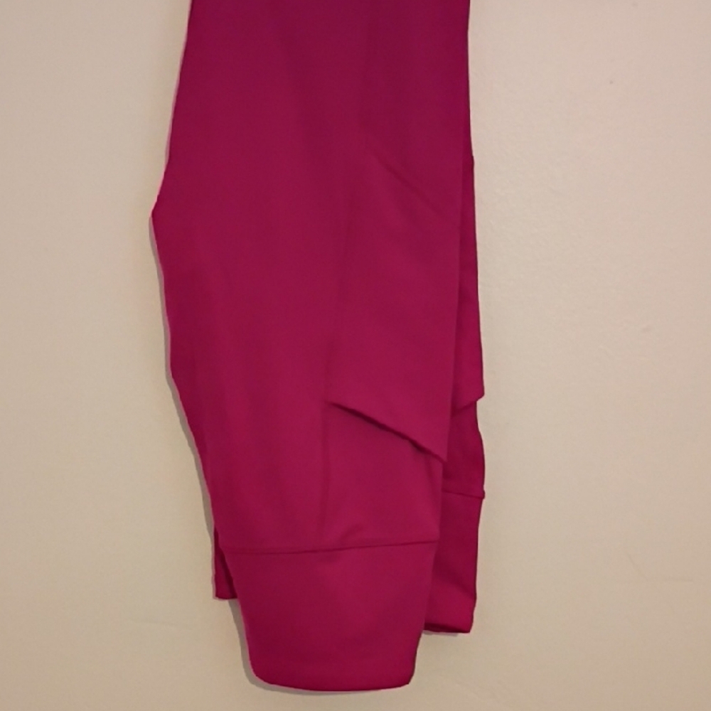Figs Vibrant Pink Leggings